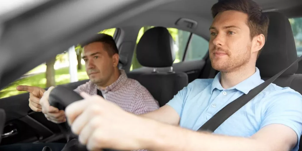 A Beginner’s Guide to Mastering Defensive Driving A Beginner’s Guide to Mastering Defensive Driving